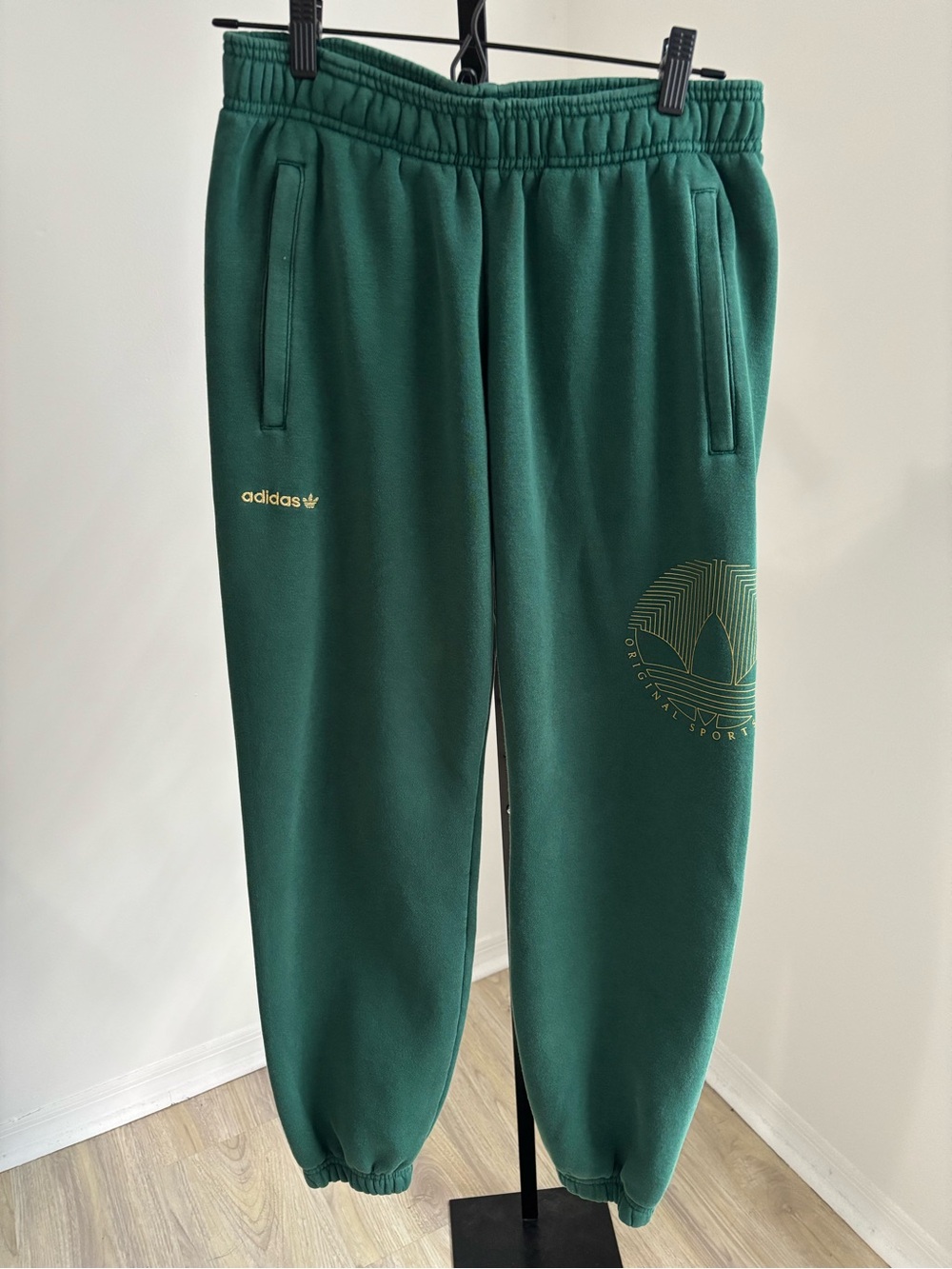 Adidas Women’s Green Logo Sweatpants